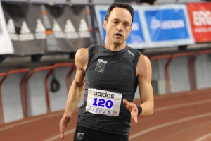Πολύ καλή εμφάνιση από τον Σοφοκλή Κυριαζάκο στα 60μ και 200μ στο Πανελλήνιο Πρωτάθλημα Κλειστού Στίβου